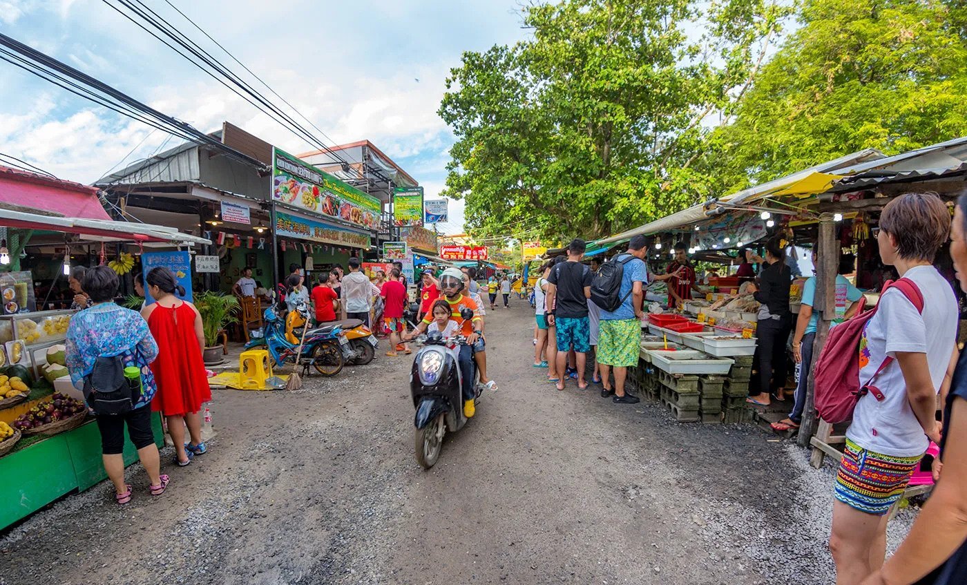 Rawai Seafood Market: A Must-Visit for Foodies