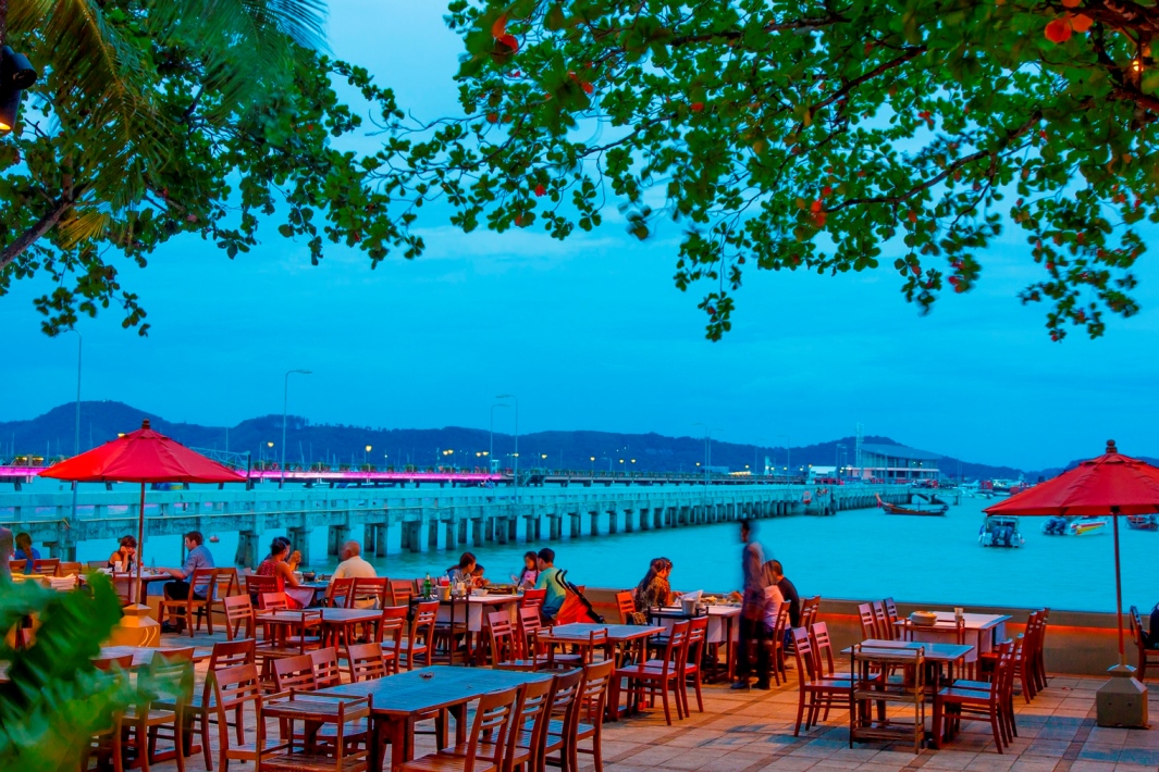 Discovering the 10 Best Local Restaurants in Phuket